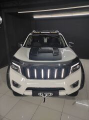 Nissan Navara LEDli Panjur - Siyah