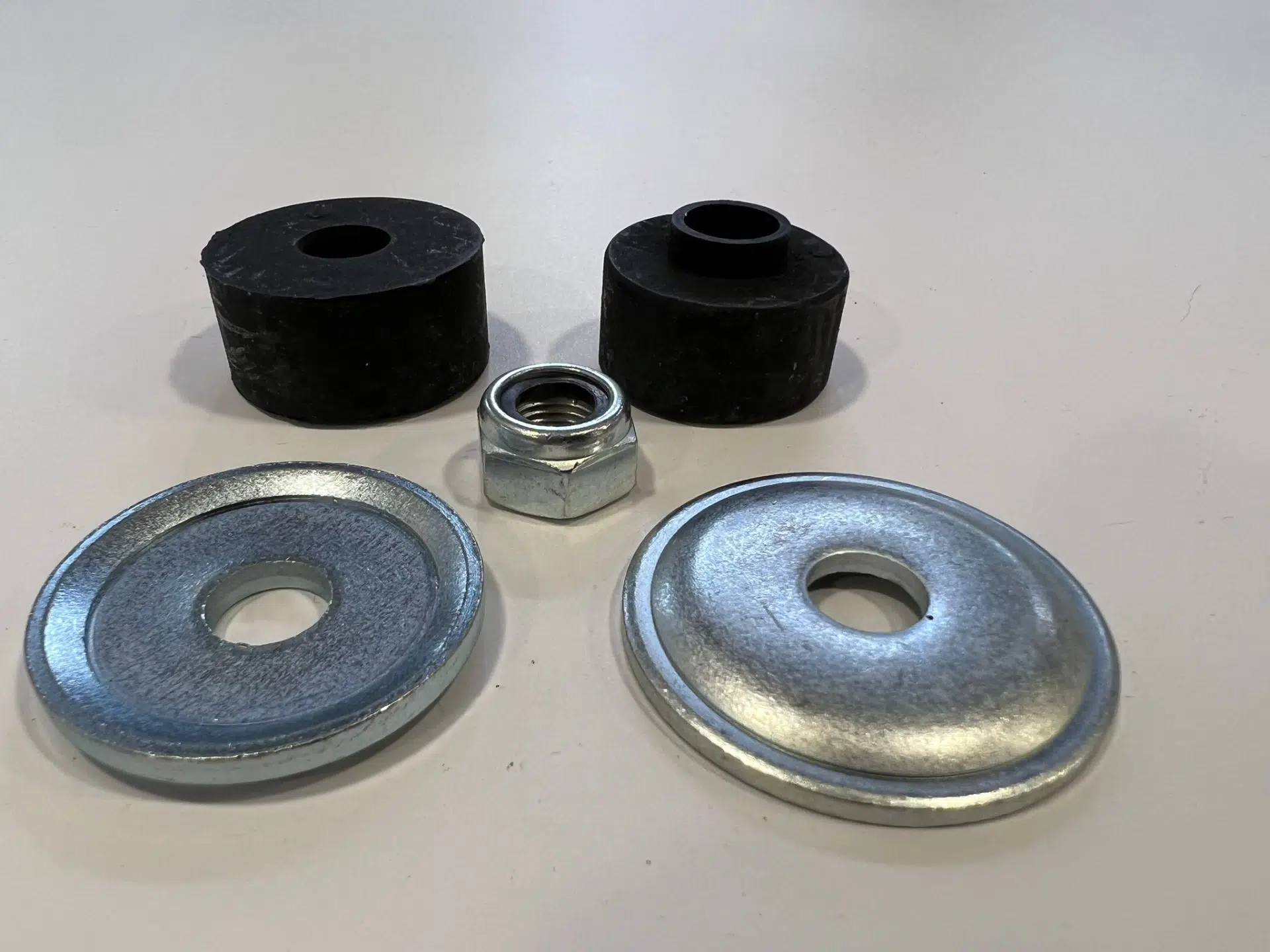 Amortisör Üst Burç Takımı ST710RK Ironman 4x4