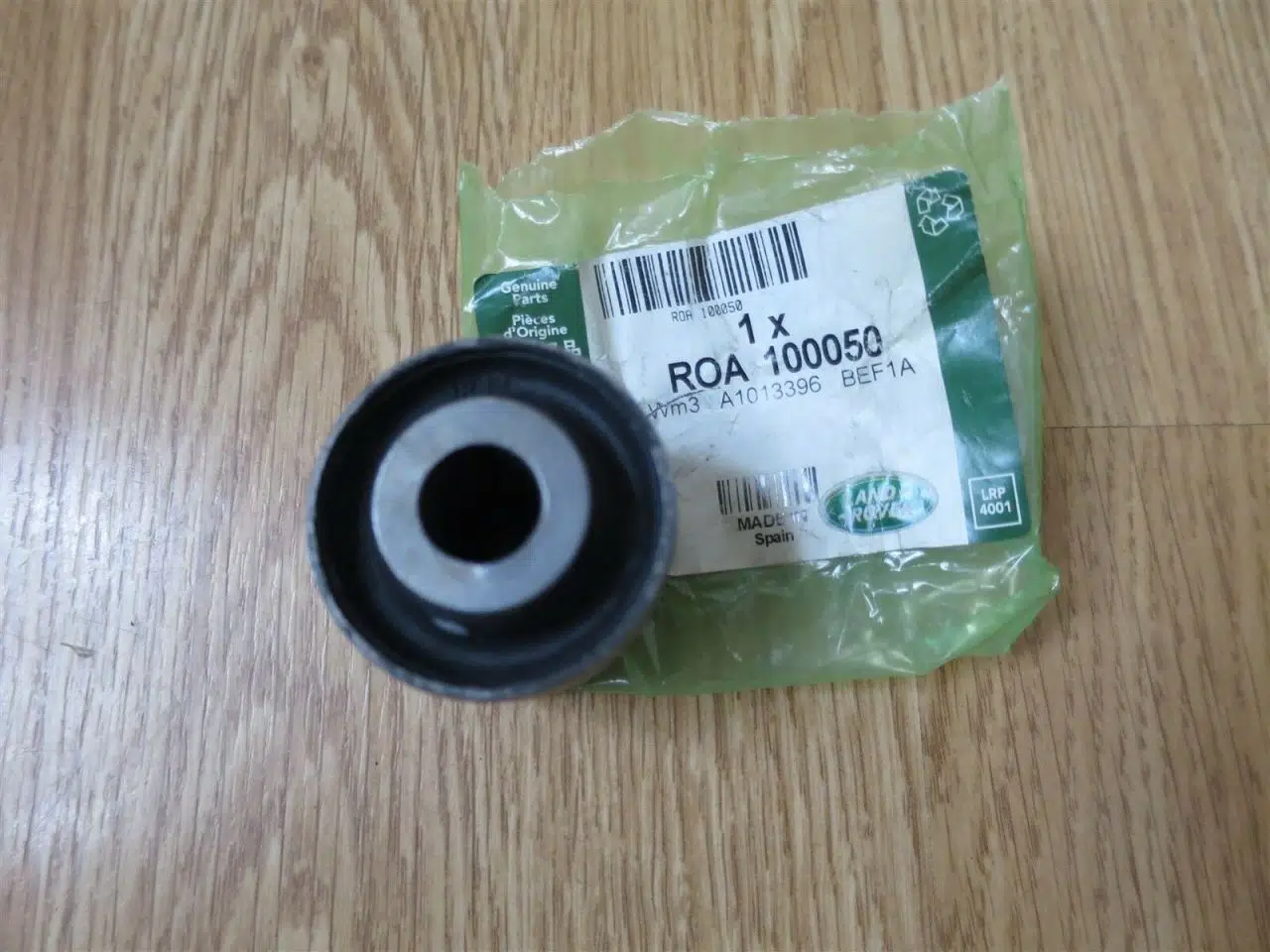 Discovery 2 Ön Amortisör Üst Burcu ROA100050