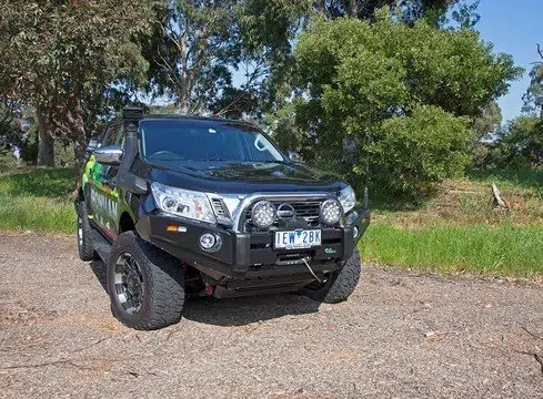 Nissan Navara NP300 Ön Tampon BBT048-NL